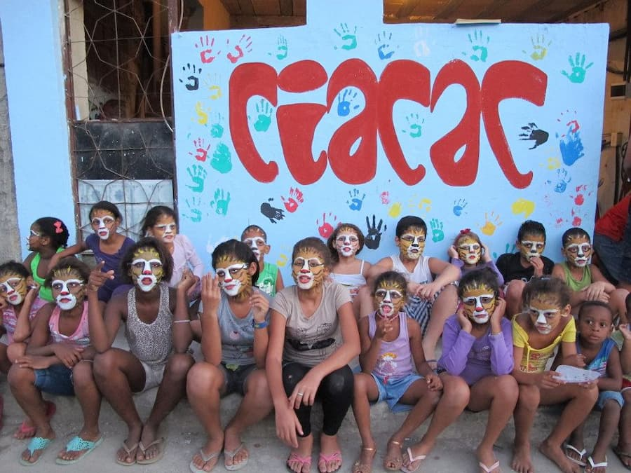 impacto social em comunidades vulneráveis